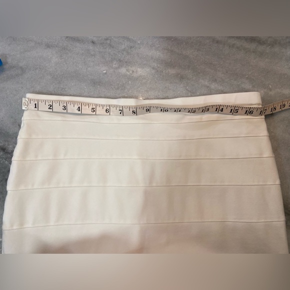 Thalian White Tiered Stretchy Elastic Waist Mini Pencil Skirt Size 12 - Picture 6 of 9